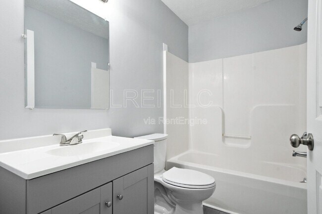 Building Photo - 300 Keeneland Dr
