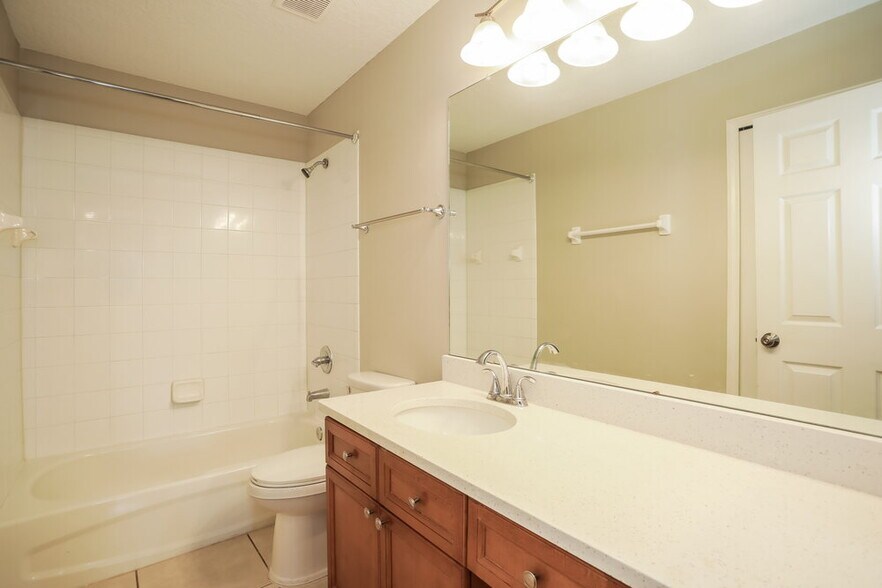 Building Photo - 3016 Stonewood Way