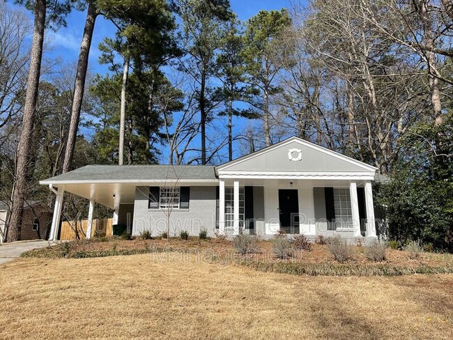 Primary Photo - 1525 Sanden Ferry Dr