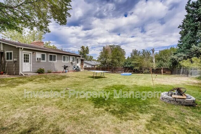 Building Photo - 172 S Cody St