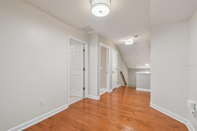 Building Photo - 1531 St Edmunds Pl