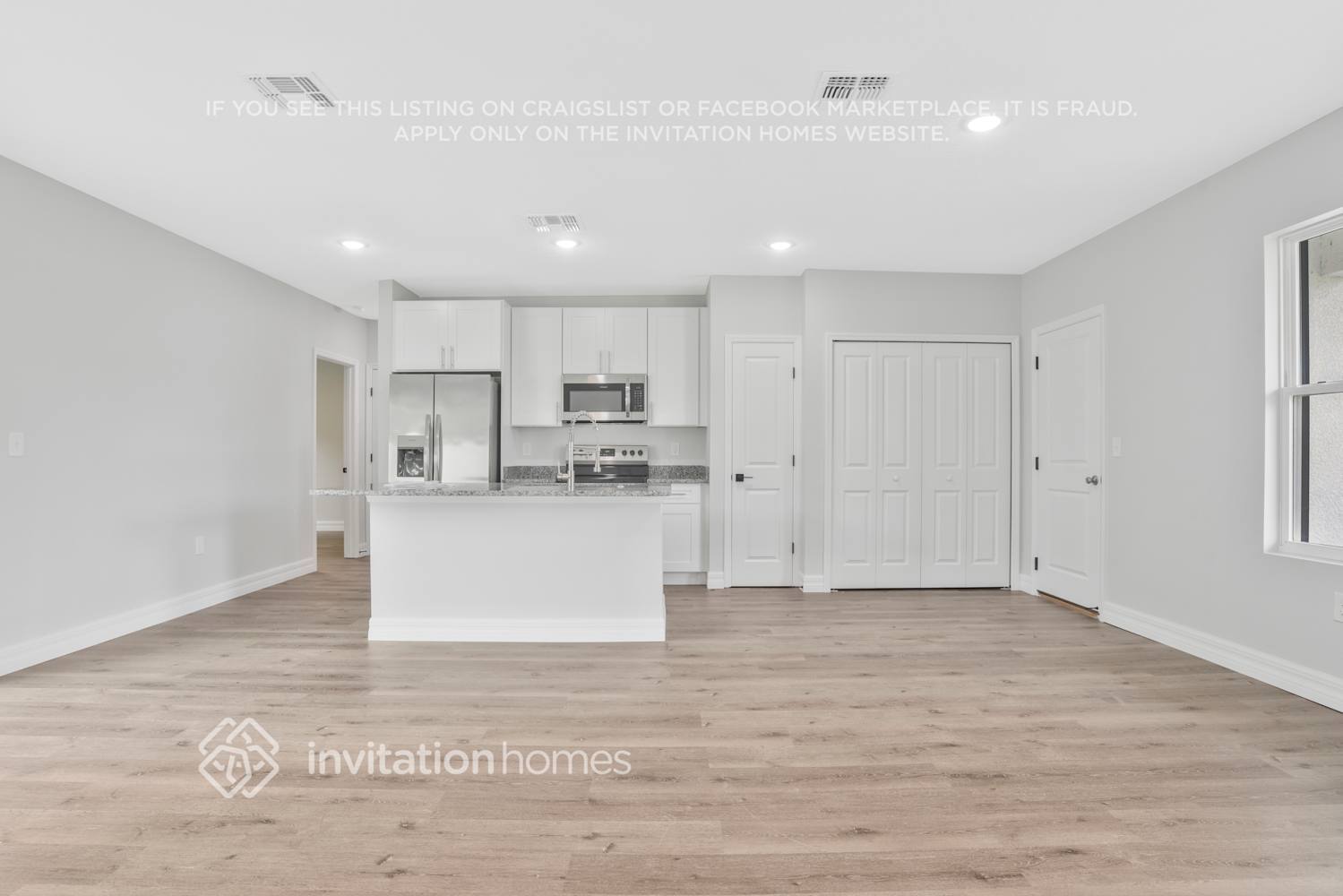 Building Photo - 7642 Coot St