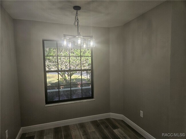 Building Photo - 2320 N Hendry Point