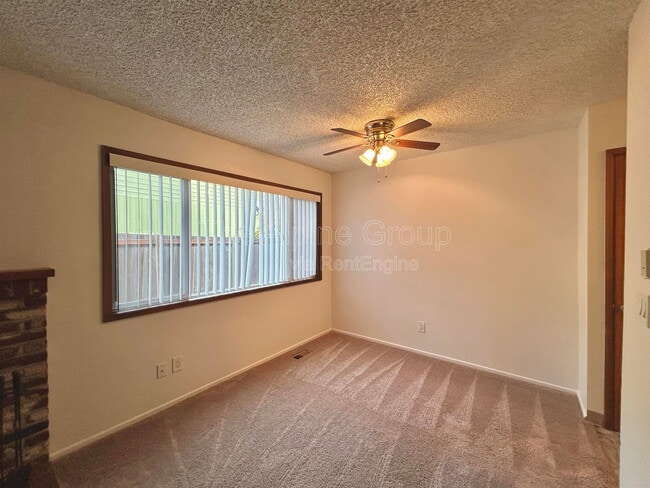 Building Photo - 6080 SW Valley Ave