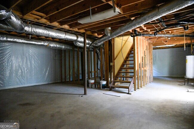 Building Photo - 117 Neal Ave