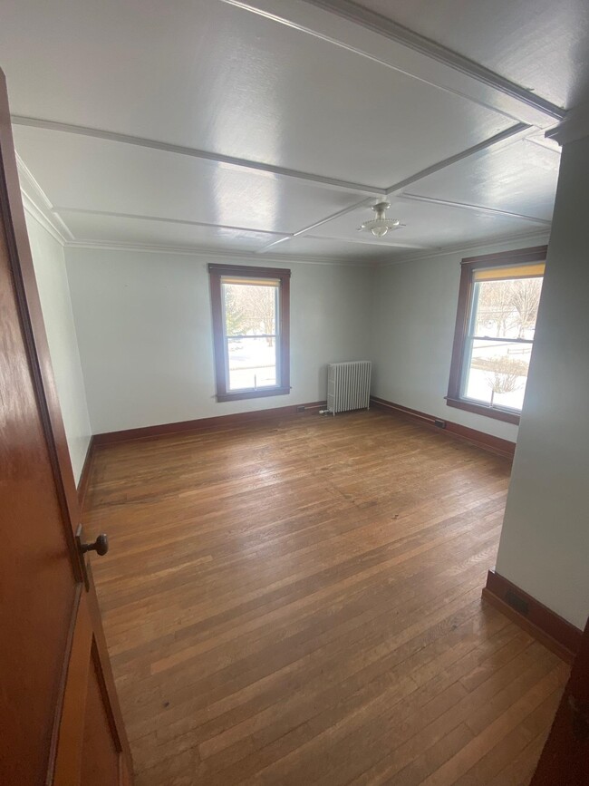Building Photo - 282 Highland Ave