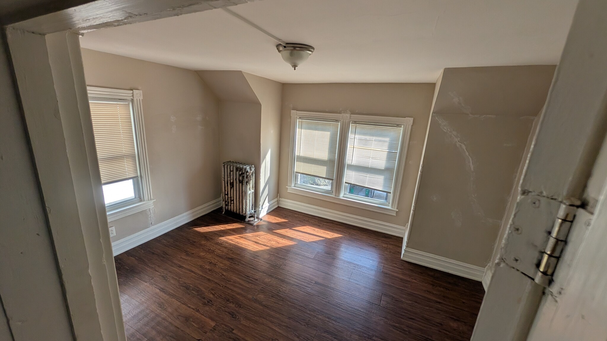 Building Photo - 238 S Madison St