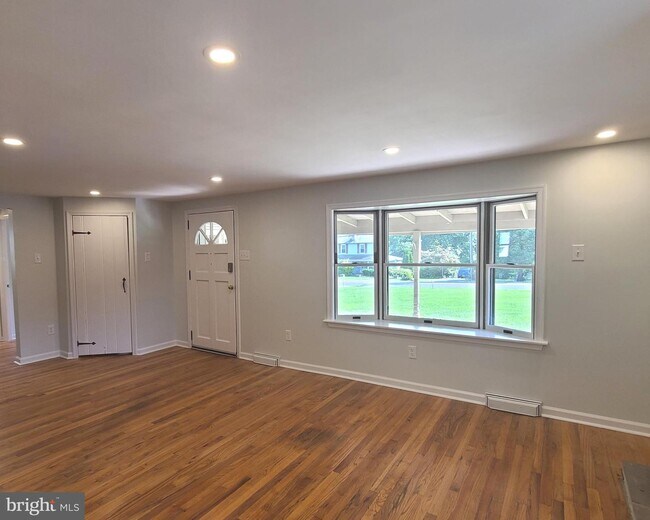 126 S Limekiln Pike 126 S Limekiln Pike Chalfont PA 18914 Apartment