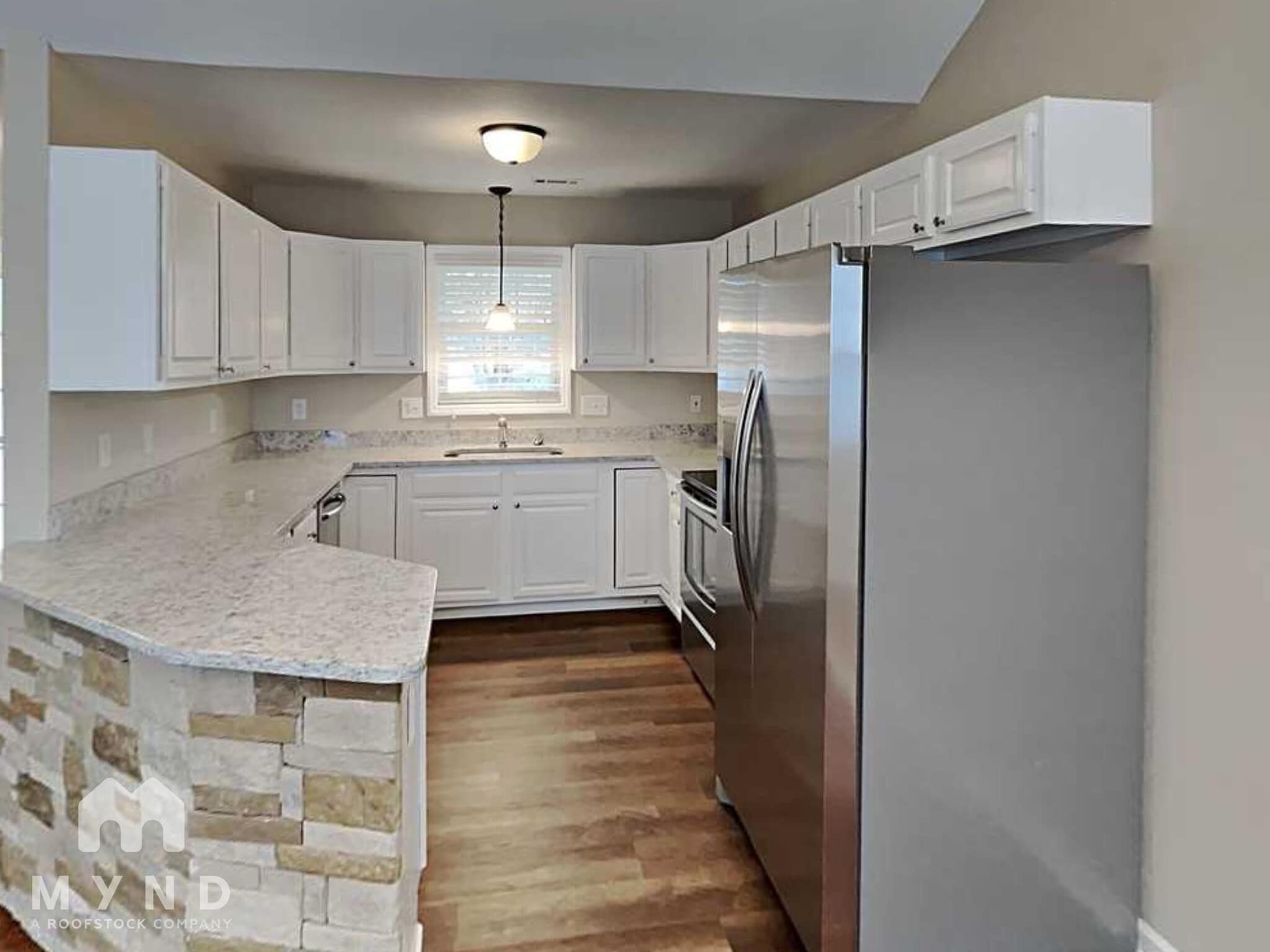 Building Photo - 816 St Andrews Pl