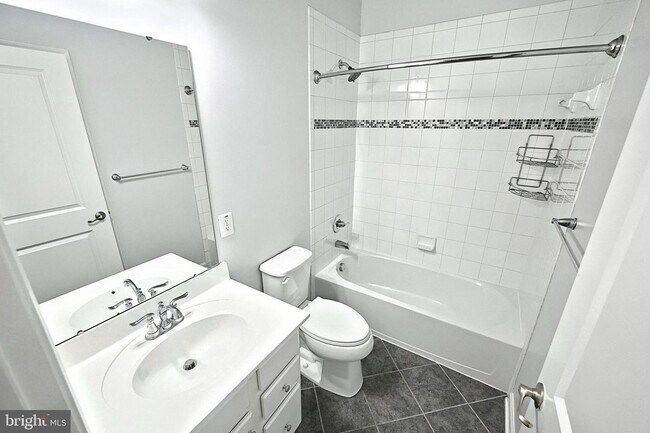 Building Photo - 1261 Elderslie Ln