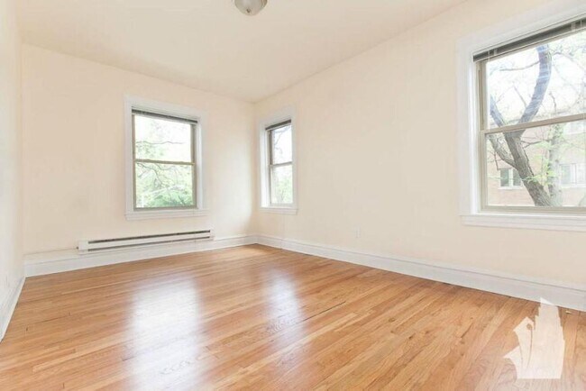 Building Photo - 1 bedroom in Chicago IL 60618