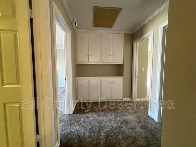 Building Photo - 6822 Lafayette Dr