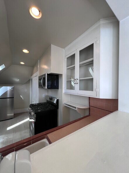Primary Photo - 808 A St