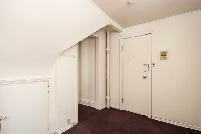 Interior Photo - The Willows