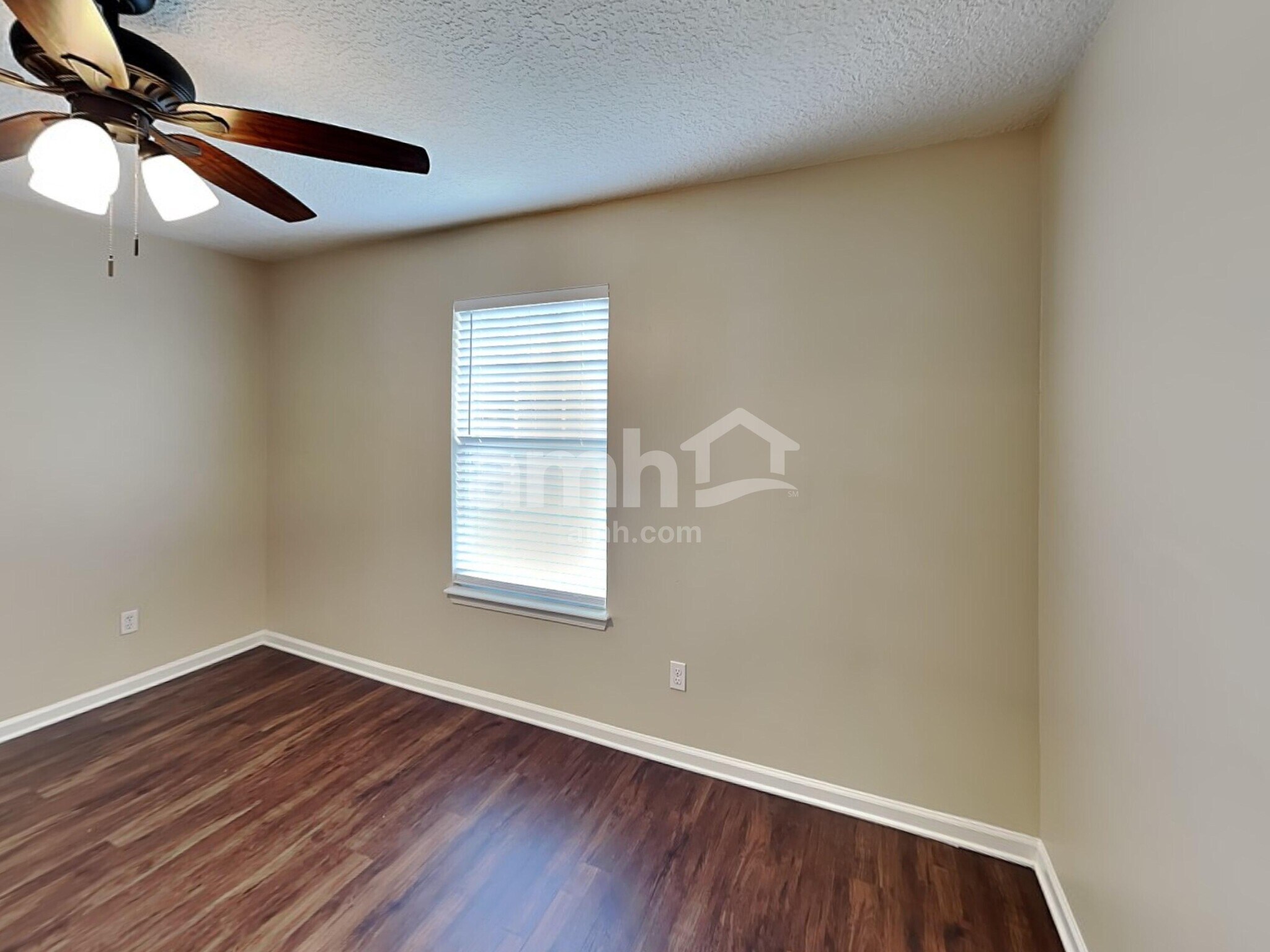 Building Photo - 1745 Pickwick Pl