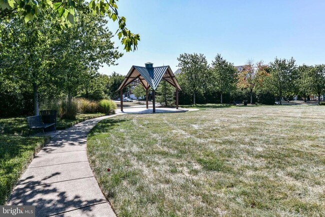Building Photo - 42832 Bittner Square