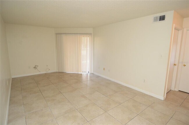 Building Photo - 8629 Fancy Finch Dr