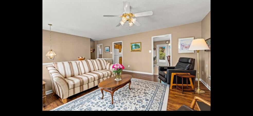 Building Photo - 1859 Camden Forest Dr