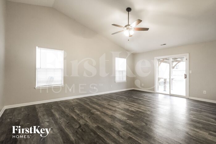 Building Photo - 506 Himebaugh Ct