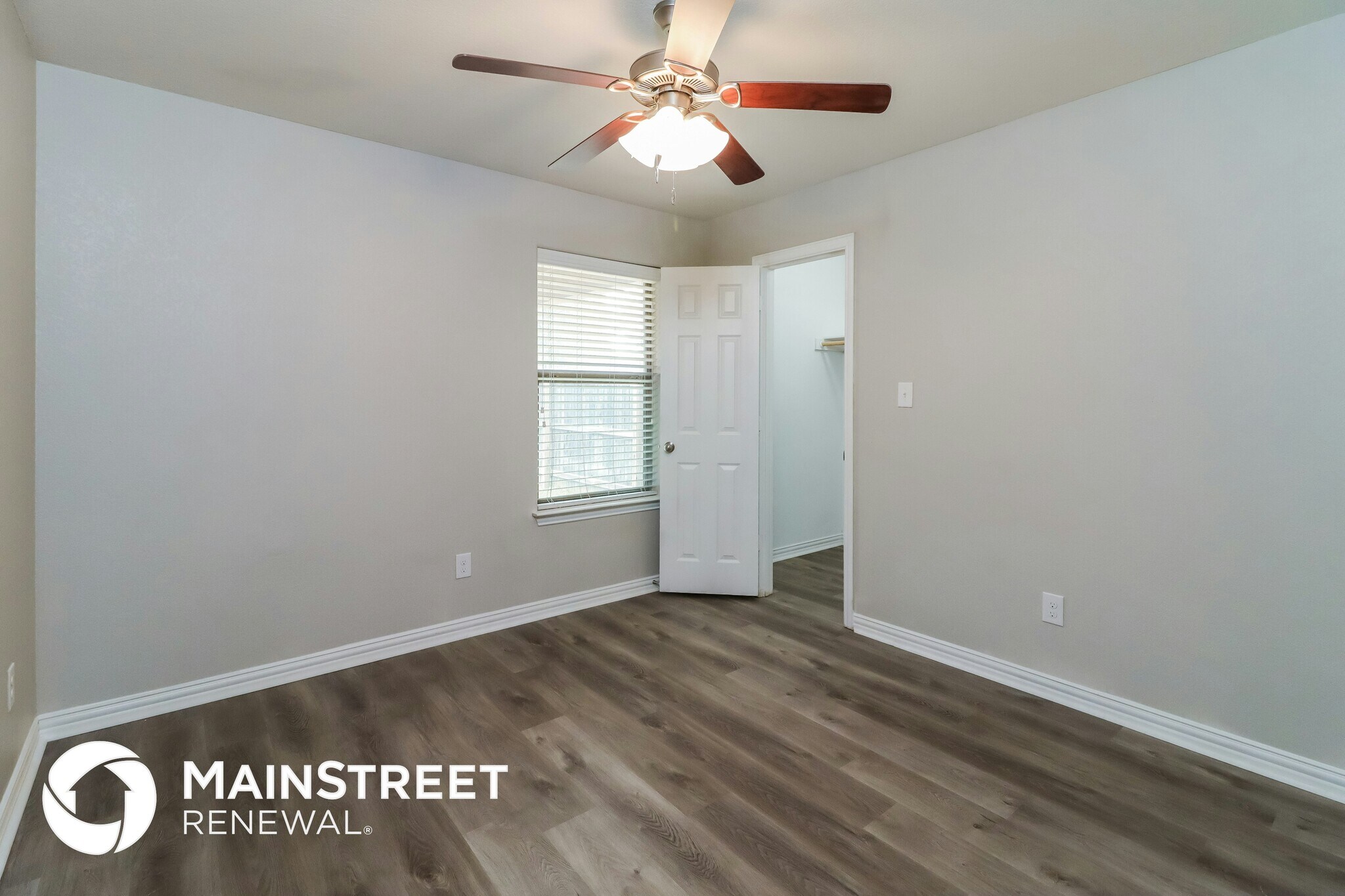 Building Photo - 3433 Heatherbend St