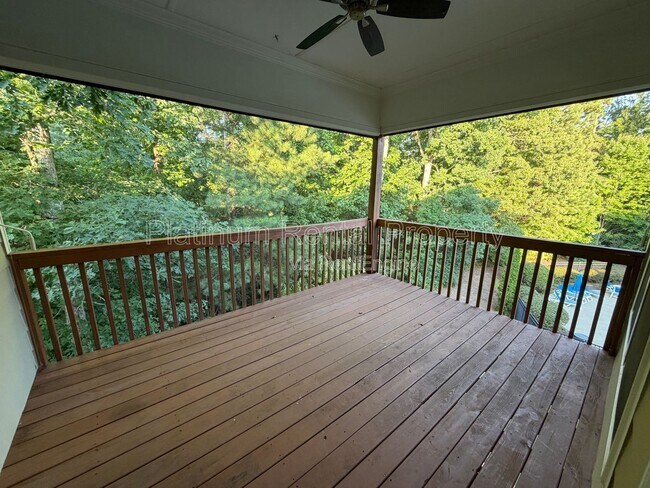 Building Photo - 12785 Doe Dr