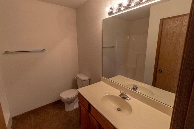 Building Photo - 1602 Typhoon Dr