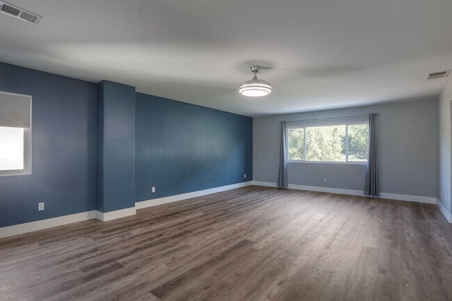 Building Photo - Spacious 5-Bedroom Lake Rancho Viejo Rental with Loft & No Rear Neighbors