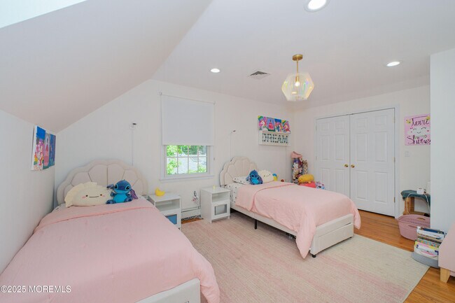 Building Photo - 209 Woodcrest Rd