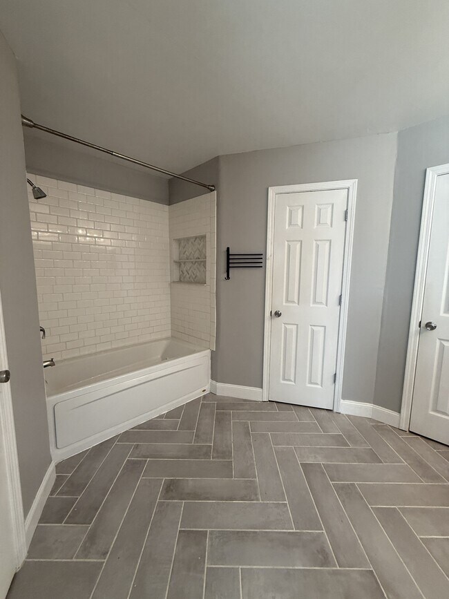 Building Photo - 2813 Atoka Trail