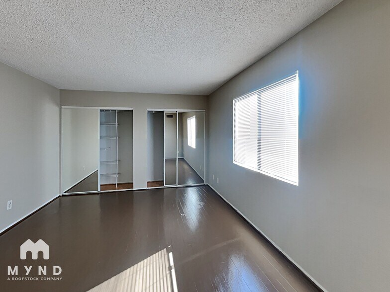 Building Photo - 8343 N 59th Dr