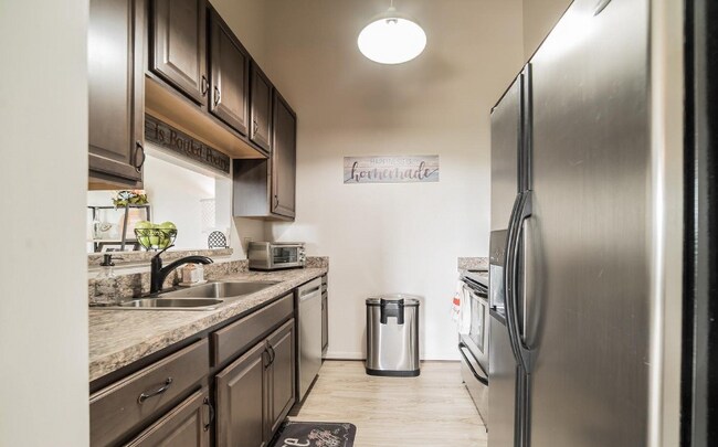 Building Photo - 6607 Rapid Water Way