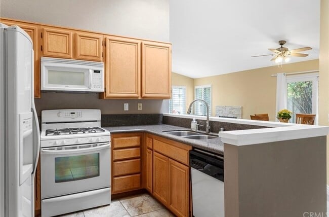 Building Photo - 22931 Springdale Dr