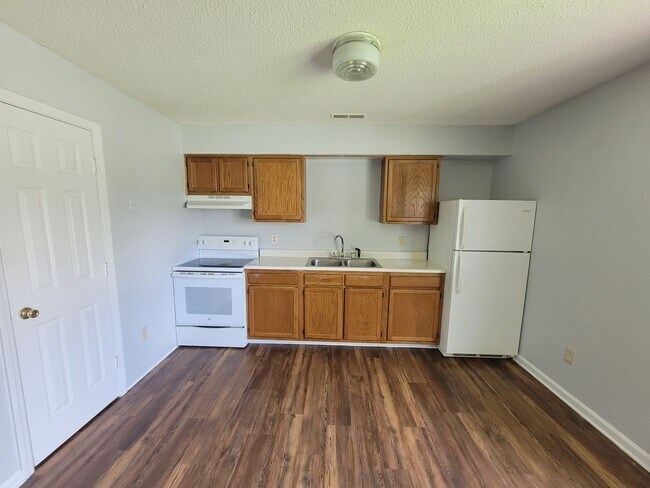 Building Photo - 3410 Calumet Pl