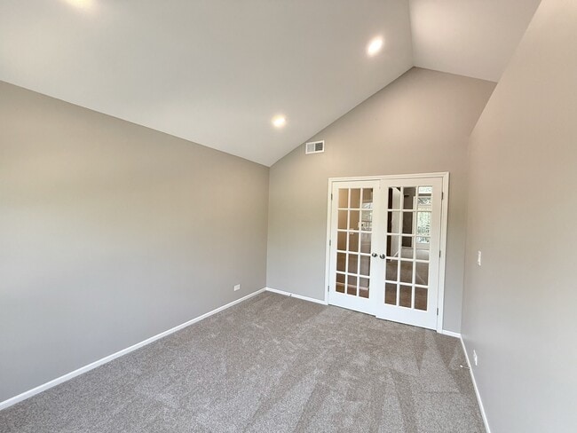Building Photo - 1623 Camberley Ct