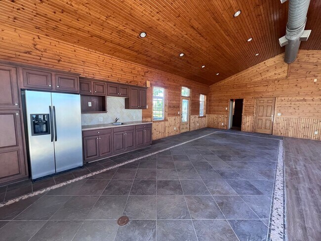 Building Photo - Spacious Four Bedroom Home in Byron Center!
