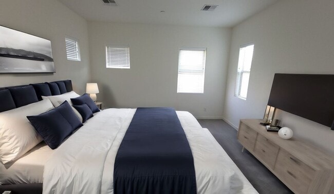 Building Photo - 300 N Gila Springs Blvd