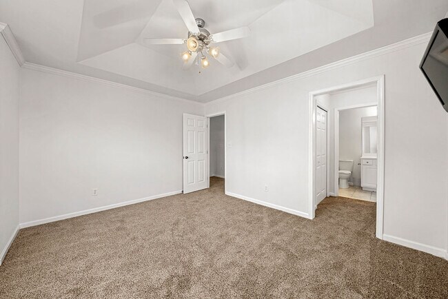 Building Photo - 1425 Ferocity Ridge Way NW