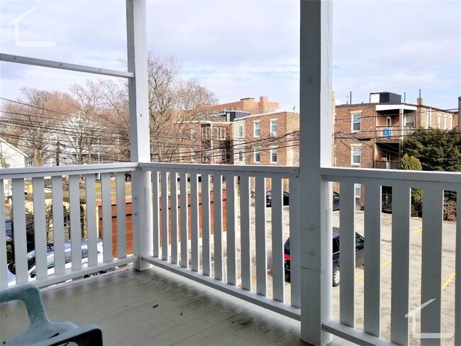 Building Photo - Nice 3 bed in Brookline