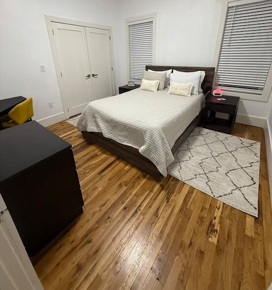 Building Photo - 120 Regent St