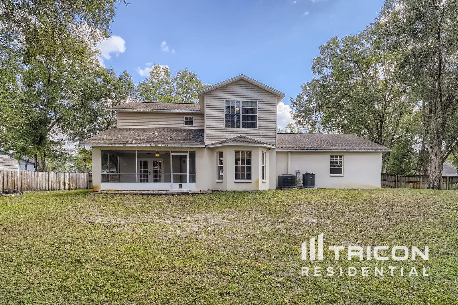Building Photo - 22127 Rosewall Ct
