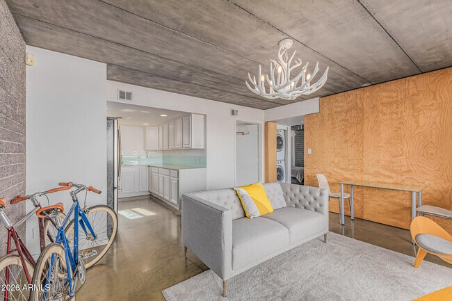 Building Photo - 7601 E 2nd St