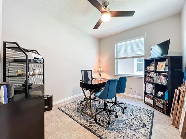 Building Photo - 2381 Rapollo Dr