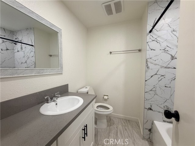 Building Photo - 2448 Cuatro Dr
