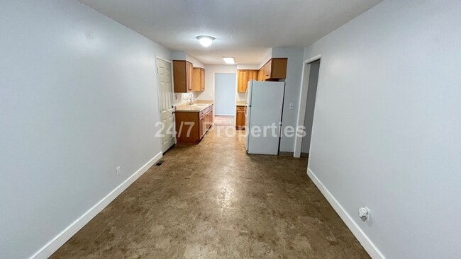 Building Photo - Charming 3 BD | 2 BA House with Large Back...