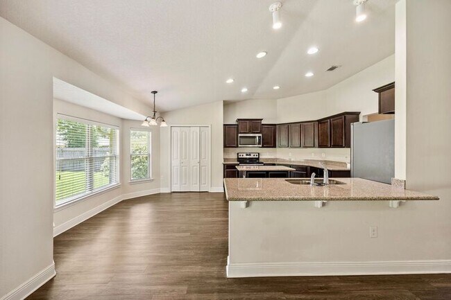 Building Photo - 5735 Ml Strm Wy