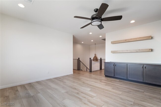 Building Photo - 6348 Skystone St