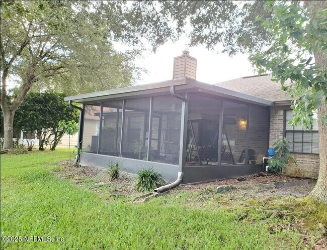 Building Photo - 7589 Fawn Lake Dr S