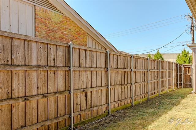 Building Photo - 7040 Briarmeadow Dr