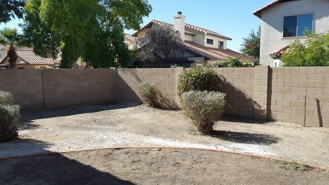 Building Photo - 3122 N 115th Ln