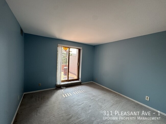 Building Photo - 311 Pleasant Ave